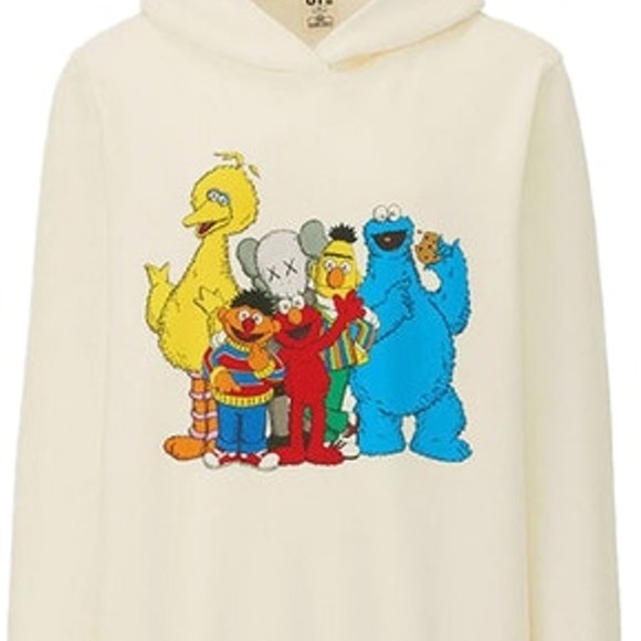 Uniqlo x KAWS Tops - KAWS x Uniqlo x Sesame Street Group Hoodie